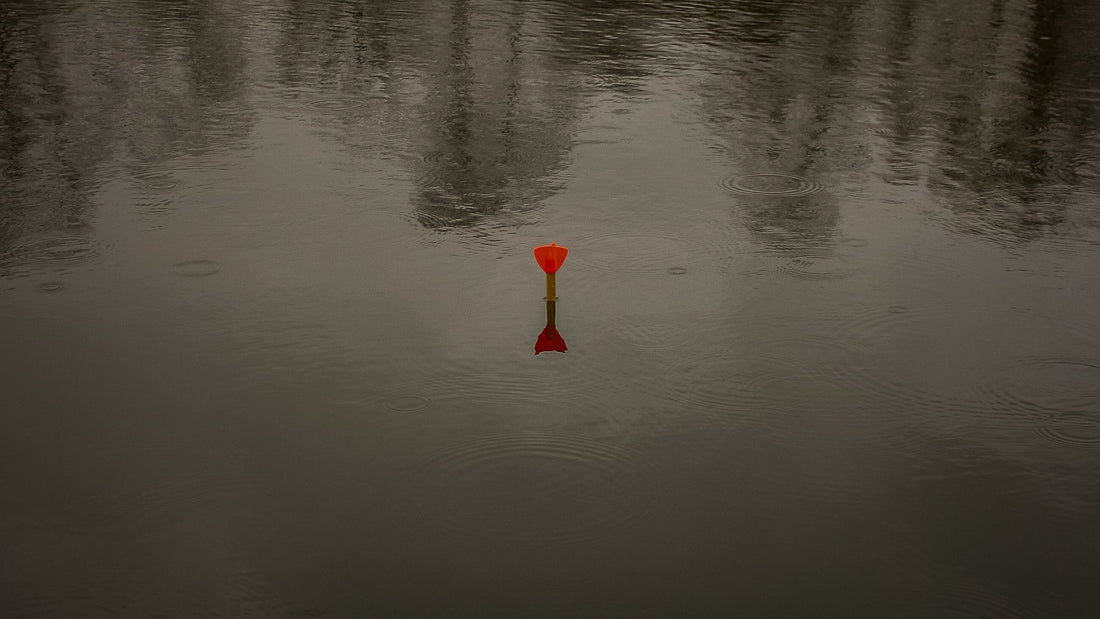 fred saunders marker float in the middle of the lake finding the depth of his spots