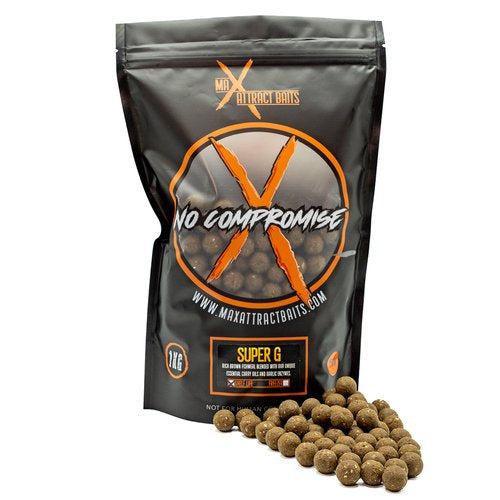 1kg bag of max attract baits super g boilies set in white back ground