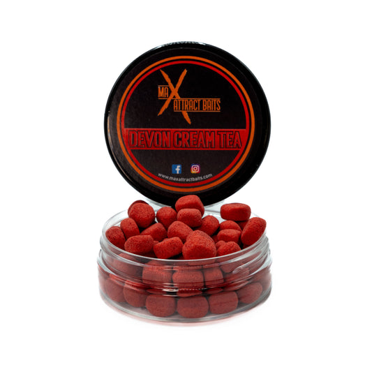 Pot of max attract baits Devon Cream Tea corn toppers set in white back ground